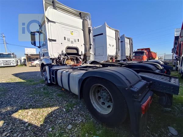 مرسيدس اكتروس